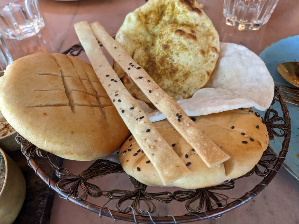 bread in mezze platter diablo