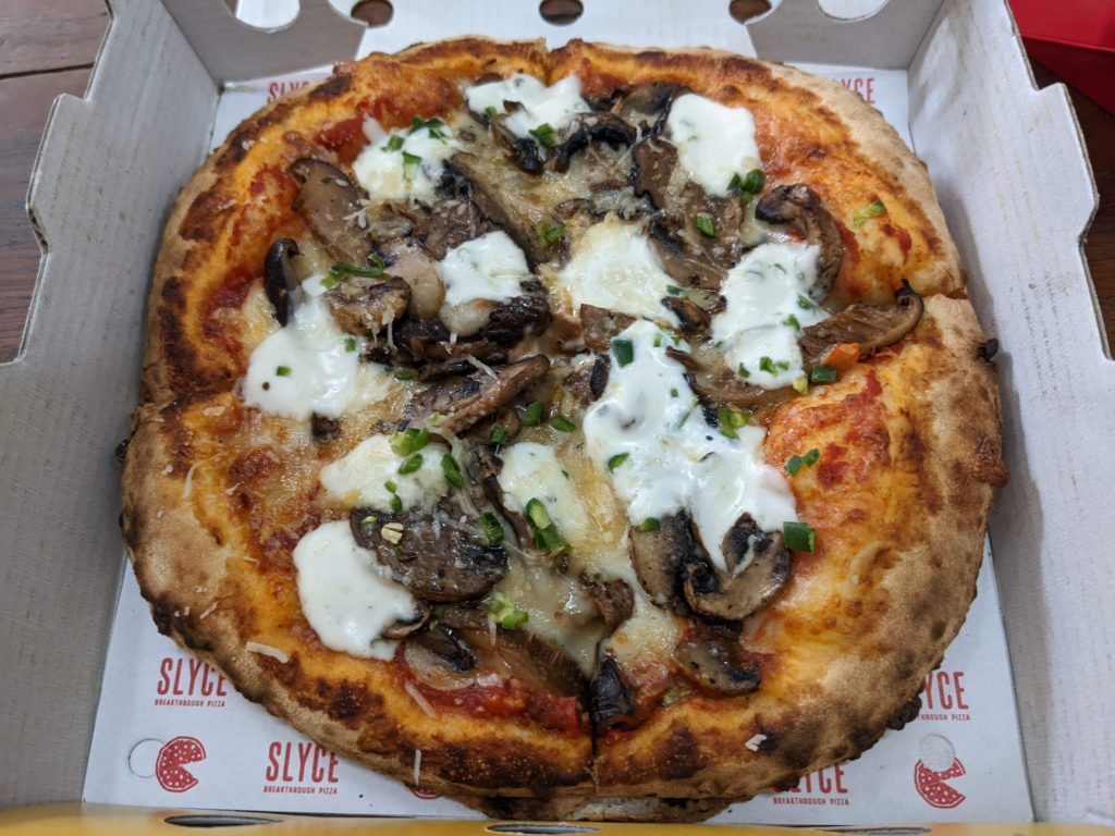 mushroom and cream cheese pizza slyce pizza