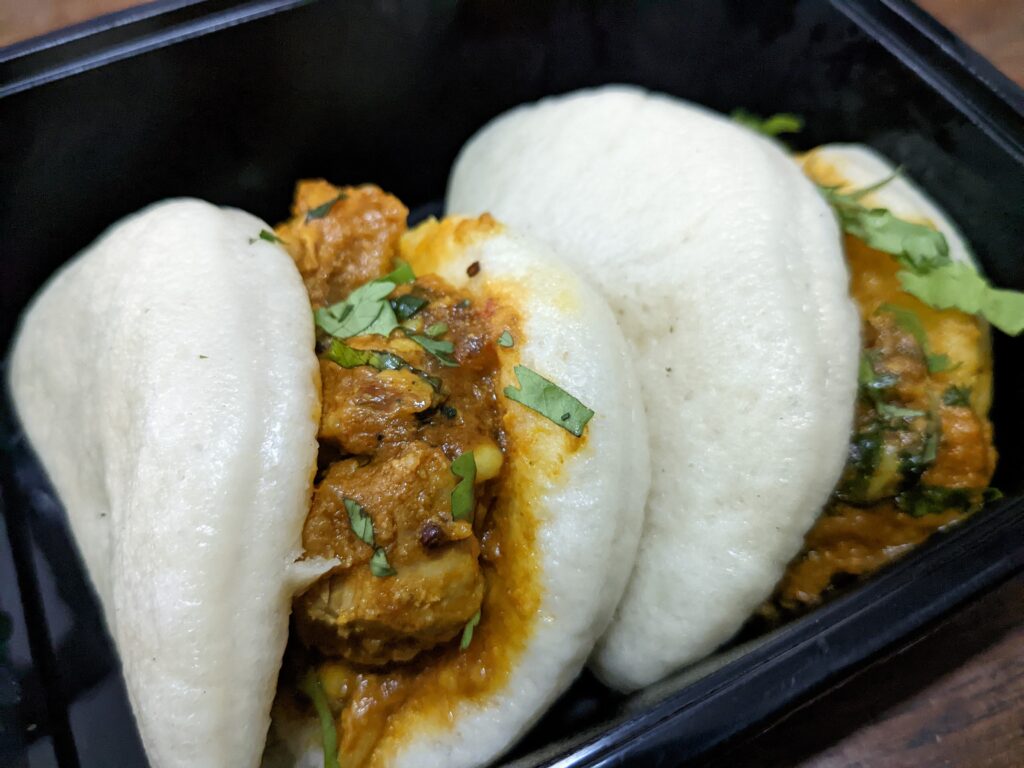 sukkha andhra chicken bao from canto lower parel